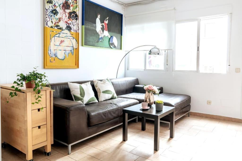 Flat For Groups 8 People In Gran Via-Cgrac4 Lägenhet Madrid Exteriör bild