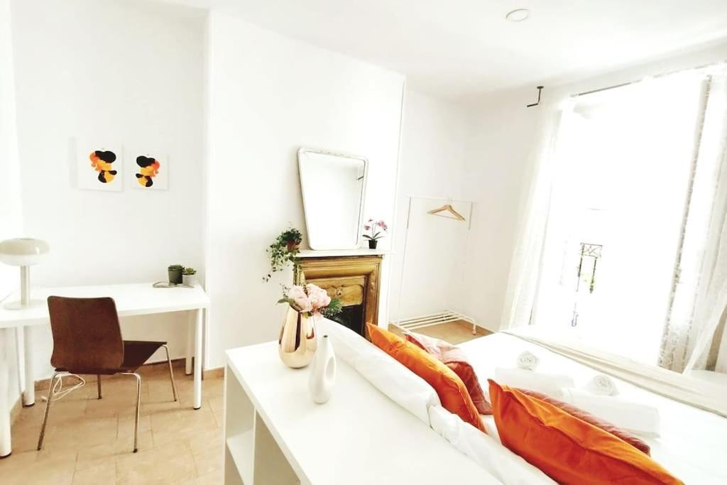 Flat For Groups 8 People In Gran Via-Cgrac4 Lägenhet Madrid Exteriör bild
