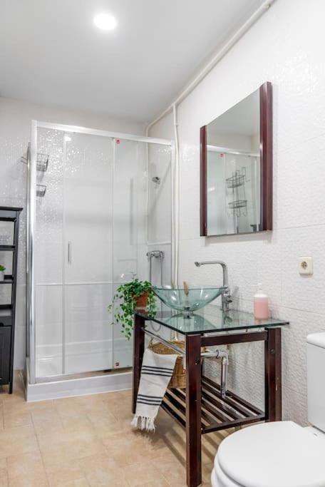 Flat For Groups 8 People In Gran Via-Cgrac4 Lägenhet Madrid Exteriör bild